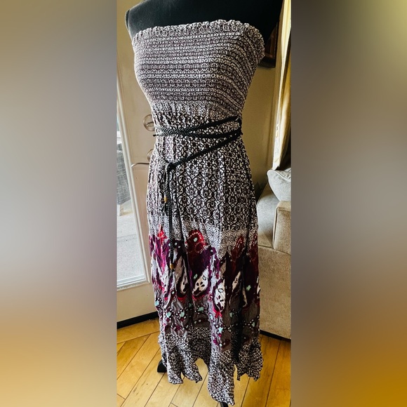 Akualani Boho Strapless Maxi Dress - Picture 3 of 11